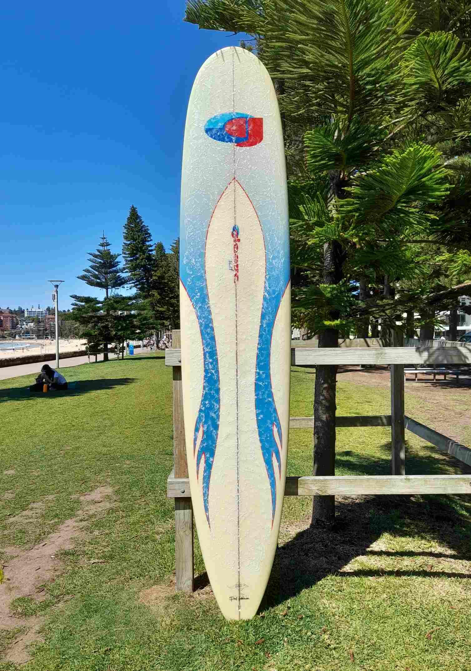 SOLD – 9′ 5″ GLEAVE SURF Longboard Paul Hutchinson Shape